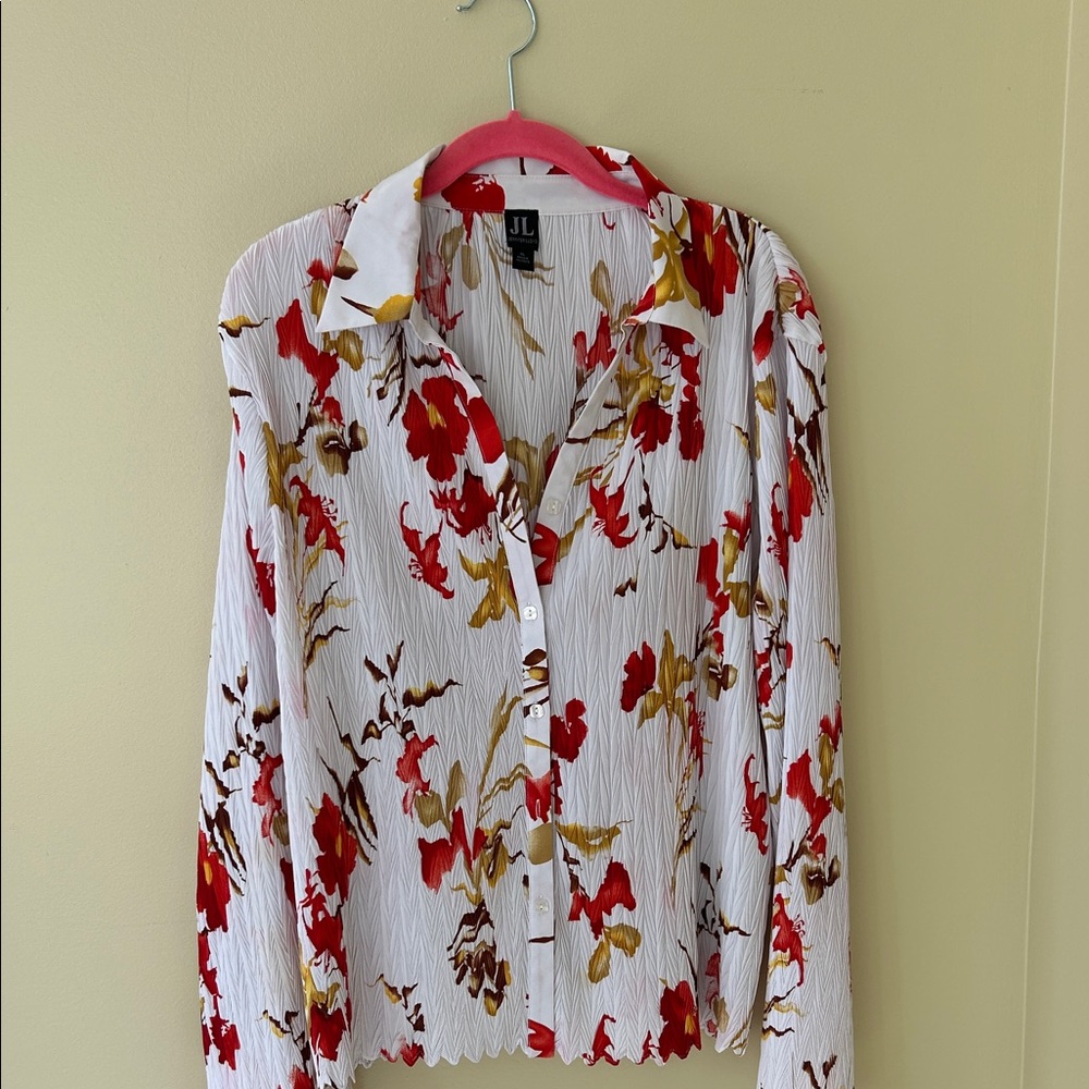 Floral Button-Up Blouse - Red and Gold